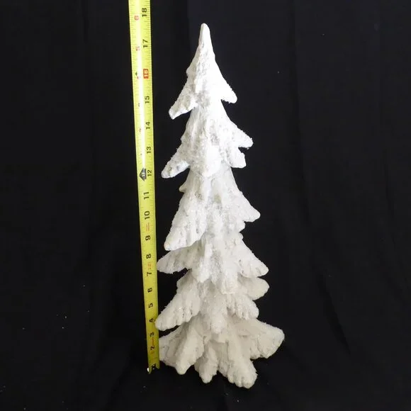 NEW 18” SNOW COVERED CHRISTMAS WINTER FOREST PINE TREE RESIN DECORATION - Picture 2 of 10